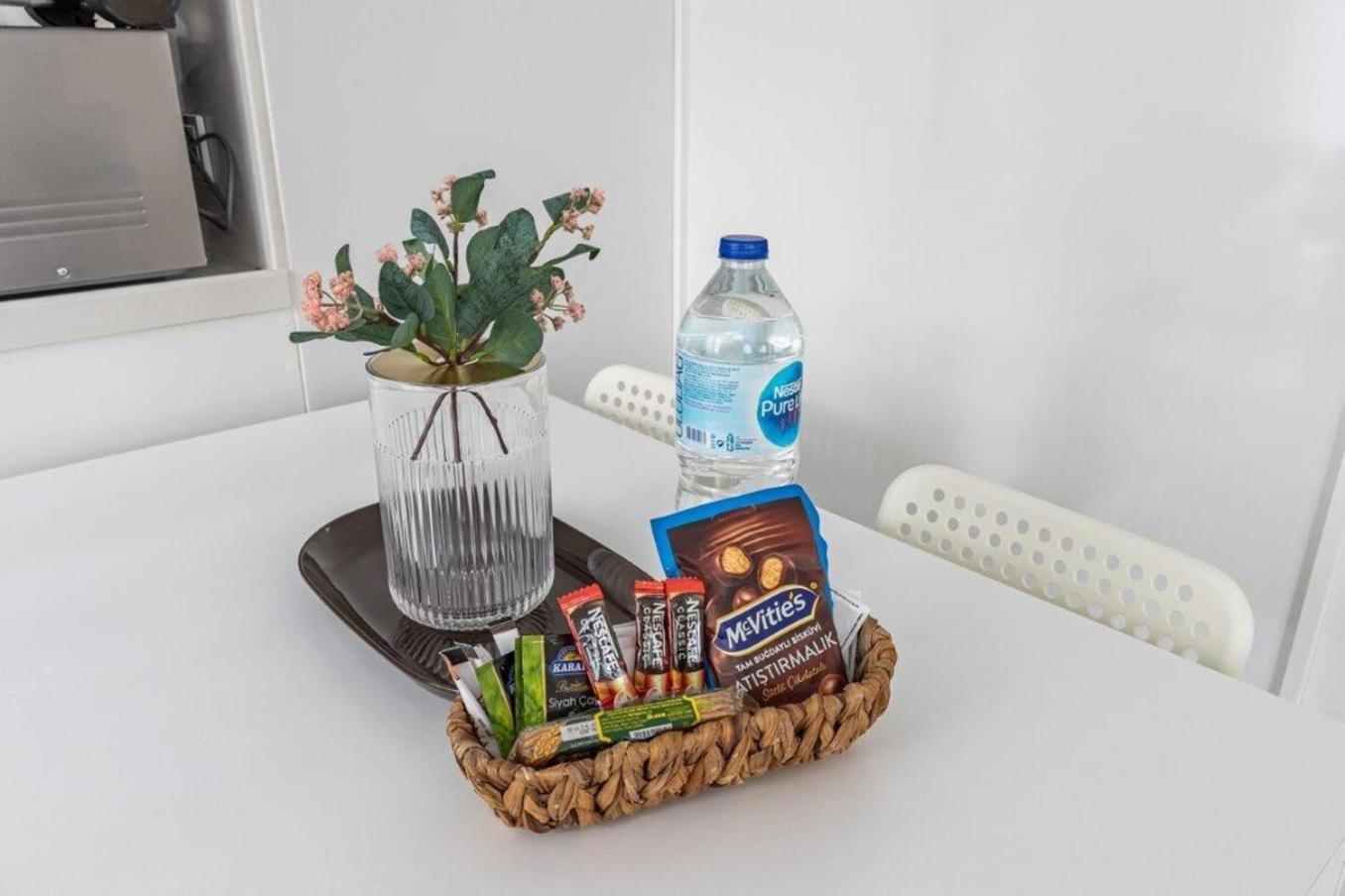 Bright Private Modern 2bd1bath Bebek Gem! #247 Daire İstanbul