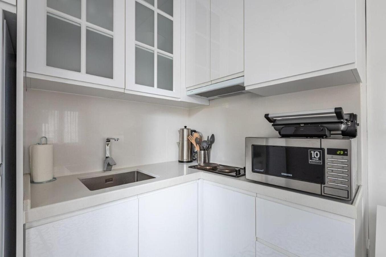 Daire Bright Private Modern 2bd1bath Bebek Gem! #247