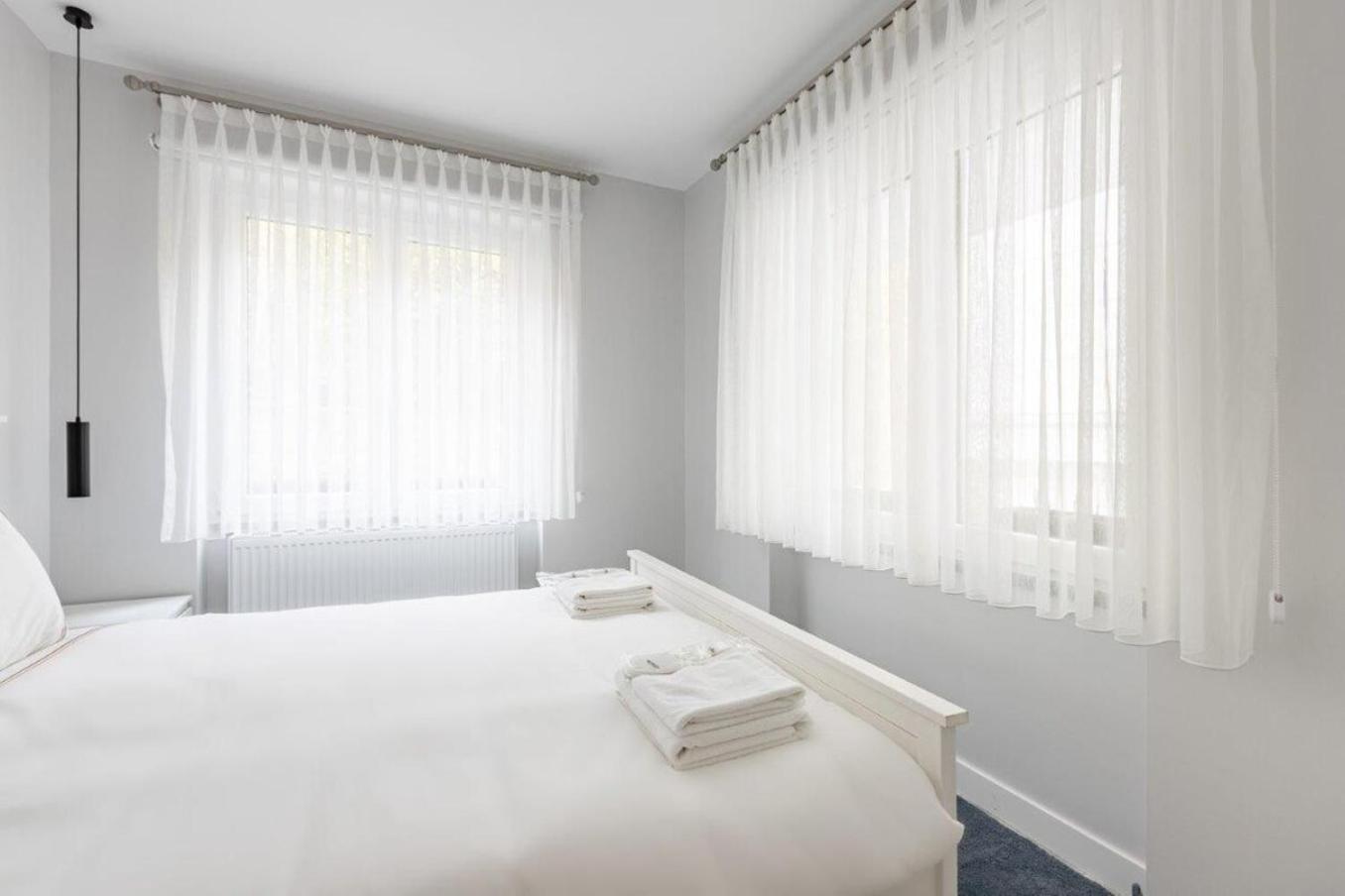 Bright Private Modern 2bd1bath Bebek Gem! #247 Daire *