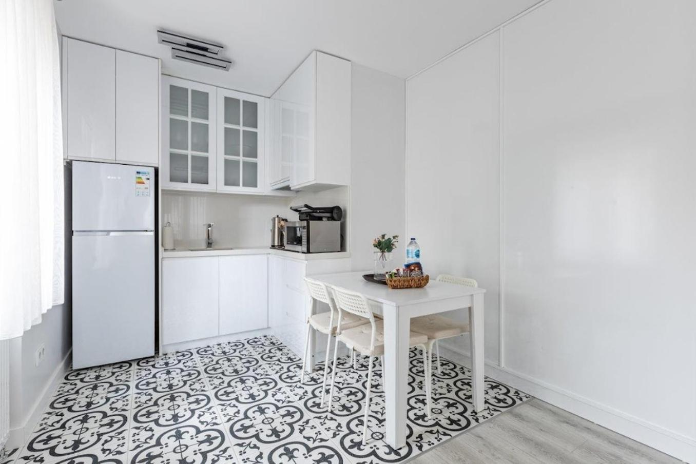 Bright Private Modern 2bd1bath Bebek Gem! #247 *