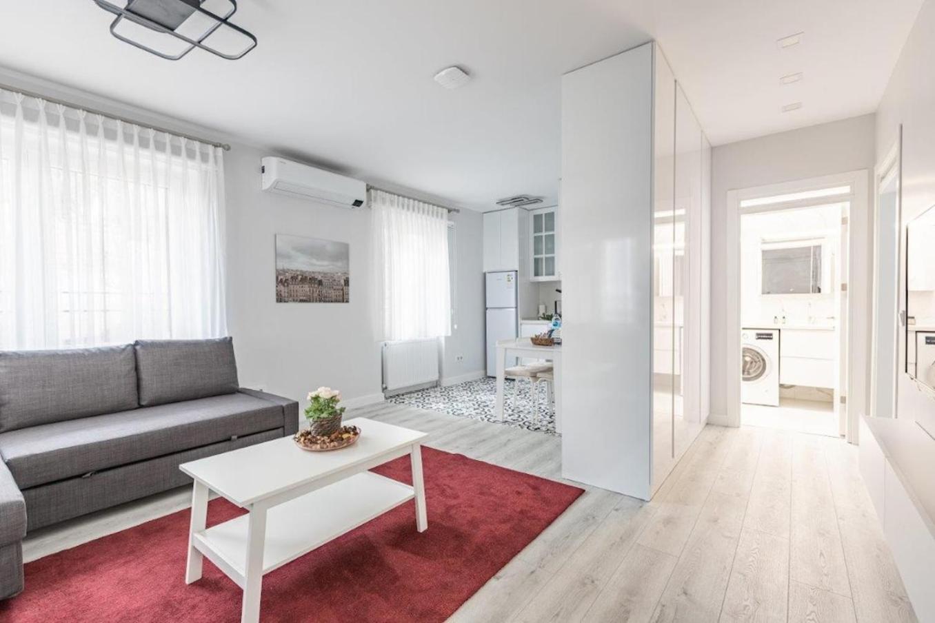 Daire Bright Private Modern 2bd1bath Bebek Gem! #247